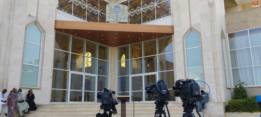 Tchad : au moins 19 morts dans l'attaque du Palais présidentiel par un commando Tchad : au moins 19 morts dans l'attaque du Palais présidentiel par un commando