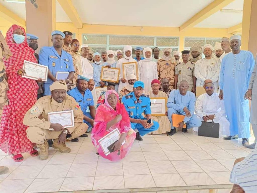 Tchad : le gouverneur du Batha rencontre les responsables des régies financières Tchad : le gouverneur du Batha rencontre les responsables des régies financières