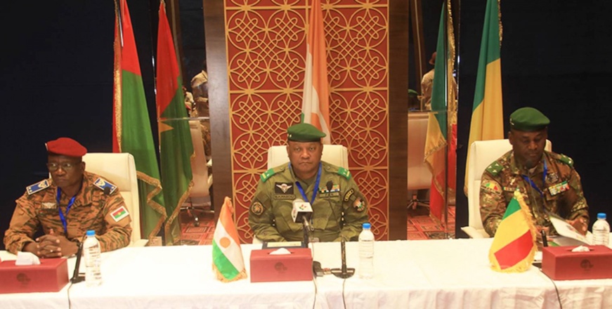 L'Alliance des États du Sahel se dote de forces armées conjointes : Un tournant décisif L'Alliance des États du Sahel se dote de forces armées conjointes : Un tournant décisif