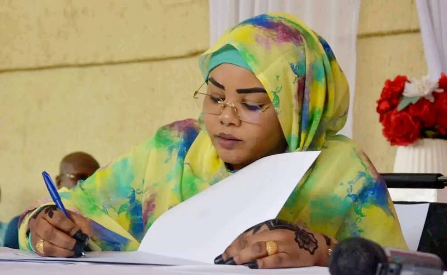 Tchad : Zara Mahamat Issa officiellement installée à la tête du ministère de l’Action sociale Tchad : Zara Mahamat Issa officiellement installée à la tête du ministère de l’Action sociale
