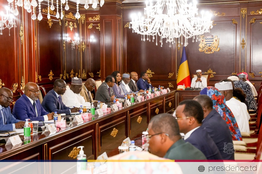Tchad : le chef de l’Etat préside le premier Conseil des ministres du gouvernement du 06 février Tchad : le chef de l’Etat préside le premier Conseil des ministres du gouvernement du 06 février