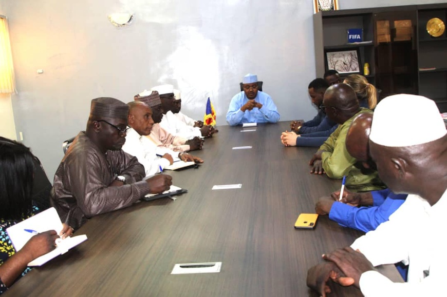 Le Tchad renforce sa coopération avec la FIFA et la CAF pour le développement du football national Le Tchad renforce sa coopération avec la FIFA et la CAF pour le développement du football national