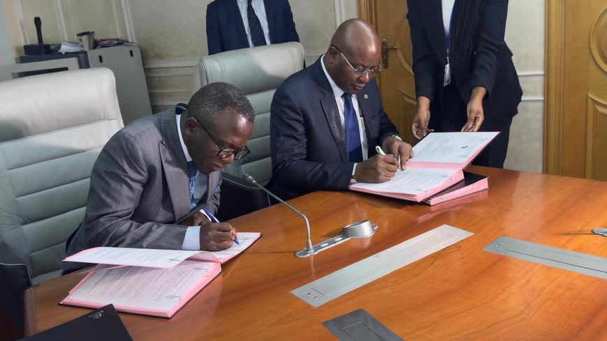 Congo : la BAD et le gouvernement signent deux accords pour renforcer l’accès à l’énergie Congo : la BAD et le gouvernement signent deux accords pour renforcer l’accès à l’énergie