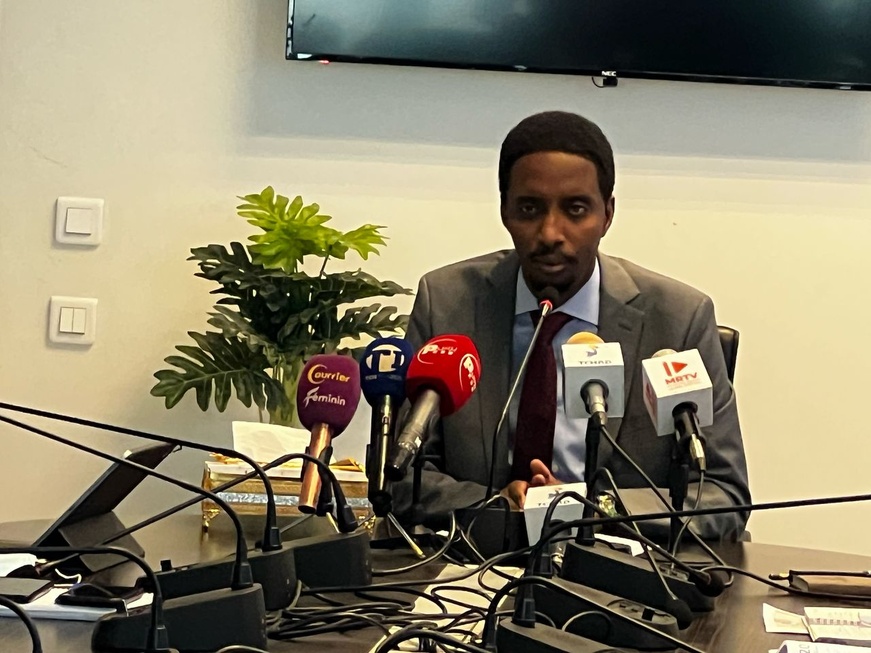 وزير الاتصال الجديد يلتقي بمنظمات الإعلام التشادية لبحث الصعوبات والحلول وزير الاتصال الجديد يلتقي بمنظمات الإعلام التشادية لبحث الصعوبات والحلول