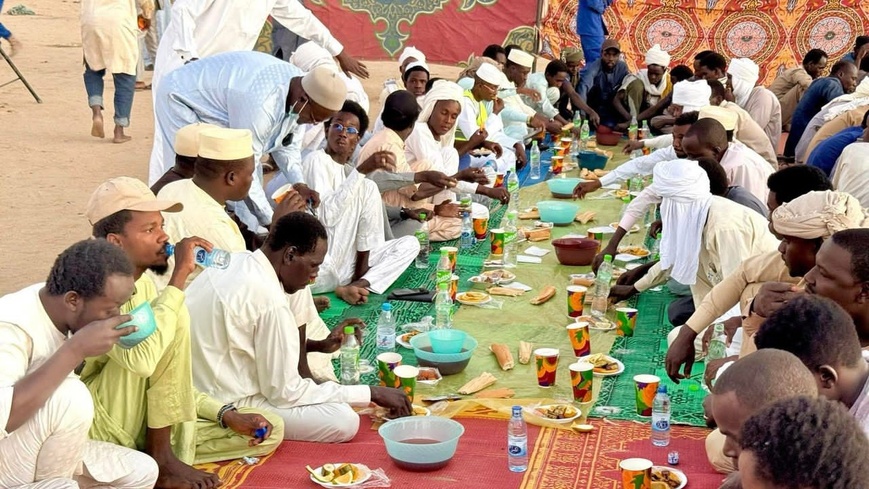 Tchad - Abéché : La COSCO du Ouaddaï organise avec succès la 1ère édition de l'iftar collectif Tchad - Abéché : La COSCO du Ouaddaï organise avec succès la 1ère édition de l'iftar collectif