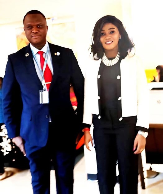 La ministre d’Etat, ministre de Femme et de la Protection de la Petite enfance, Mme Amina Priscille Longoh (à droite) et Olivier Noudjalbaye Dedingar à New-York.