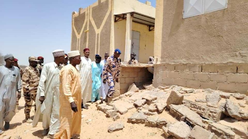 Tchad : dans le Kanem, le délégué général du gouvernement en visite d’inspection Tchad : dans le Kanem, le délégué général du gouvernement en visite d’inspection