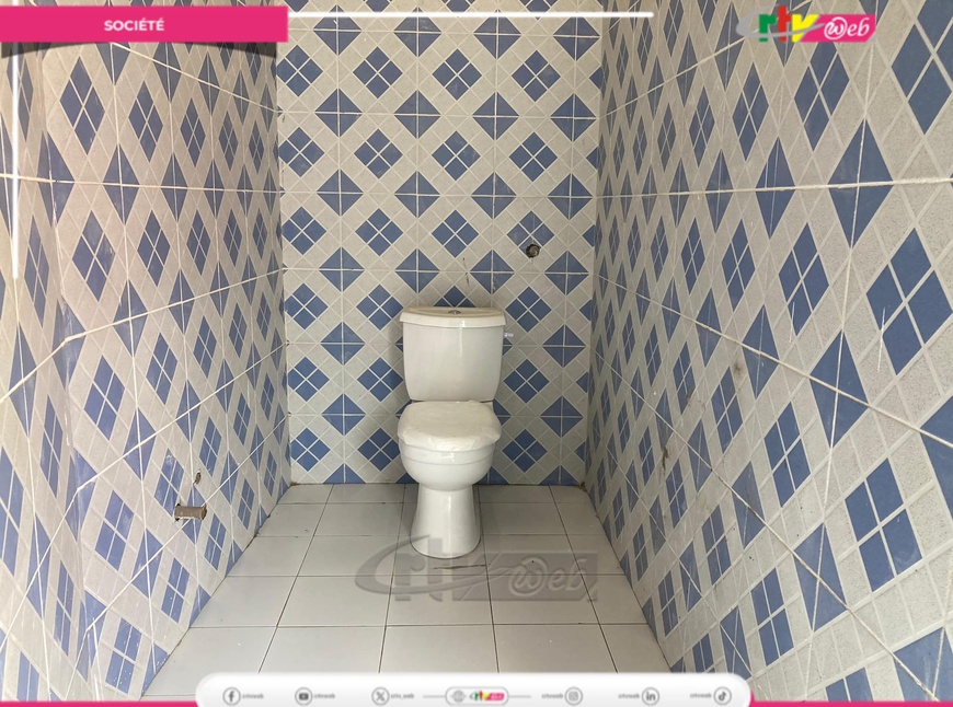 Cameroun : La ville de Yaoundé dispose désormais de toilettes publiques d'"ultra modernes" Cameroun : La ville de Yaoundé dispose désormais de toilettes publiques d'"ultra modernes"