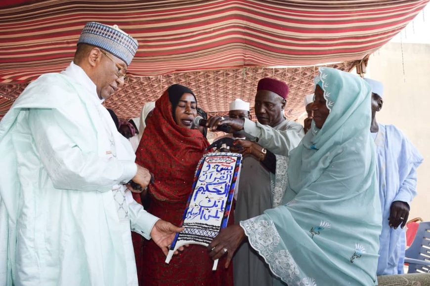 Tchad : L’ancien ministre Dago Yacouba honoré pour son engagement à Haraz Al-Biar Tchad : L’ancien ministre Dago Yacouba honoré pour son engagement à Haraz Al-Biar