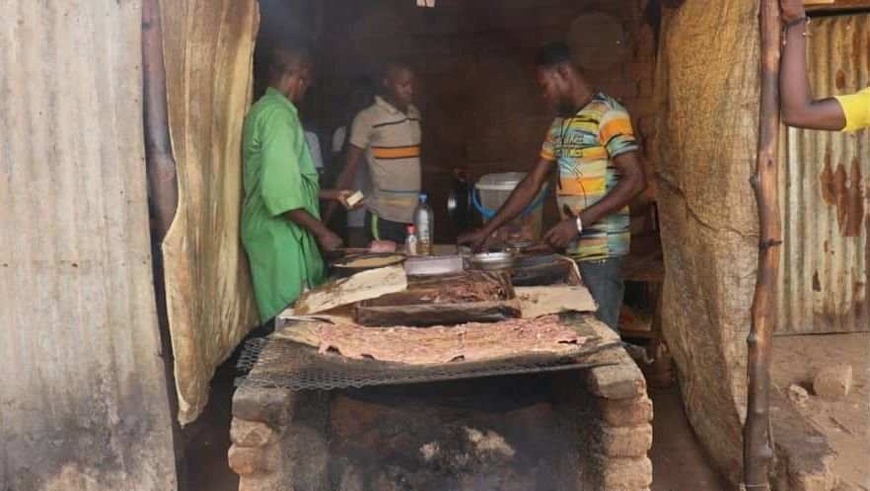 Tchad : la manipulation de l’argent avec les aliments, une problématique de santé publique Tchad : la manipulation de l’argent avec les aliments, une problématique de santé publique