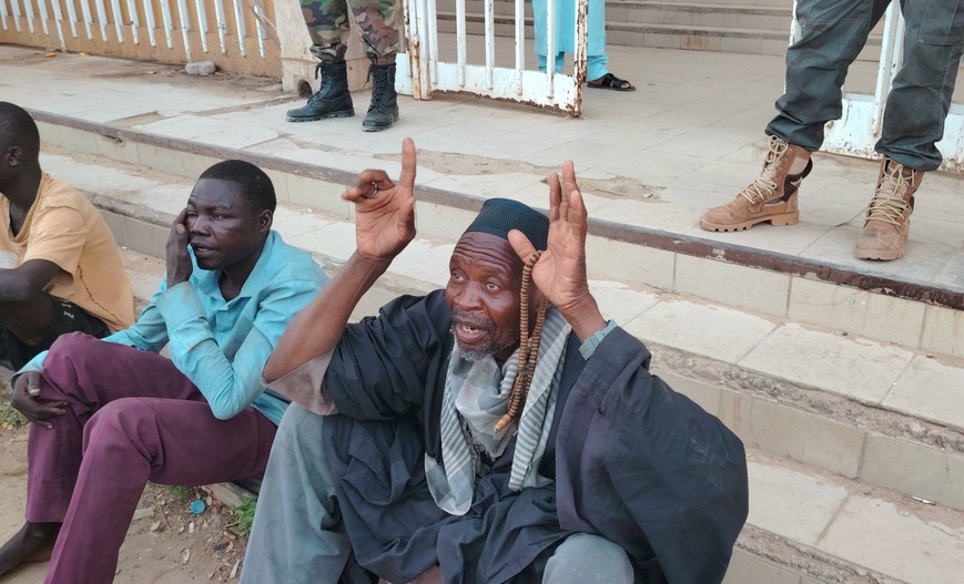 Tchad : Affaire des organes génitaux prétendument volés - La police présente les personnes se disant victimes et les individus accusés Tchad : Affaire des organes génitaux prétendument volés - La police présente les personnes se disant victimes et les individus accusés
