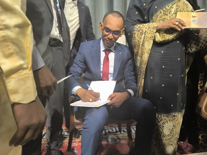 Tchad : Mahamat Massar Houd présente quatre ouvrages riches en contenu pour le plaisir des lecteurs Tchad : Mahamat Massar Houd présente quatre ouvrages riches en contenu pour le plaisir des lecteurs
