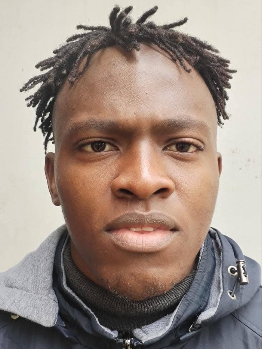 Cameroun : Poignardé à mort en Italie, le corps d'Ange Jordan Tchombiap rapatrié Cameroun : Poignardé à mort en Italie, le corps d'Ange Jordan Tchombiap rapatrié