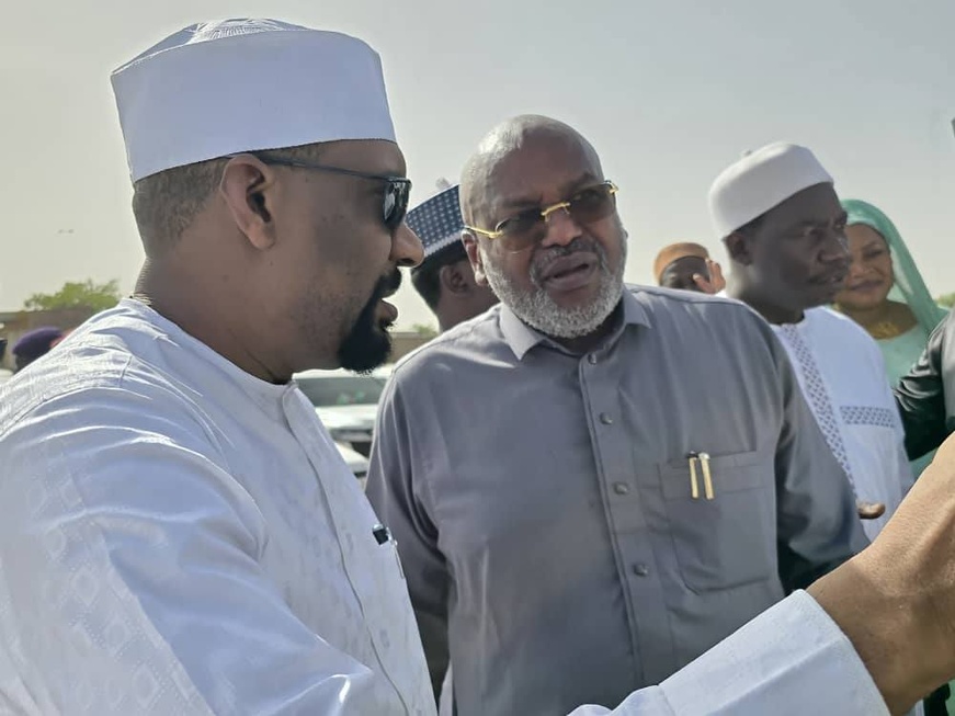 انجمينا: الحكومة تمنح مهلة أخيرة لإخلاء الأراضي المستولى عليها قرب مطار حسن جاموس انجمينا: الحكومة تمنح مهلة أخيرة لإخلاء الأراضي المستولى عليها قرب مطار حسن جاموس