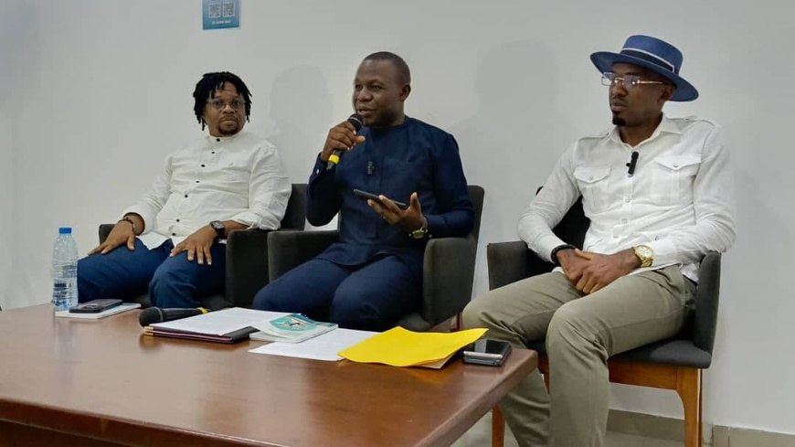 Cameroun : Le journaliste Paul Joel Kamtchang publie un livre essentiel sur la désinformation en Afrique Centrale Cameroun : Le journaliste Paul Joel Kamtchang publie un livre essentiel sur la désinformation en Afrique Centrale