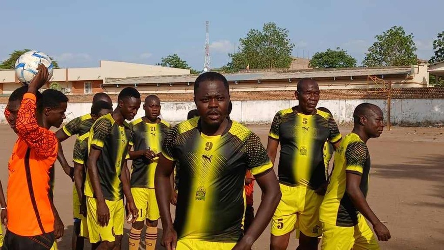 Tchad : quand la plume défie l’uniforme, les journalistes battent la Police au bout du suspense ! Tchad : quand la plume défie l’uniforme, les journalistes battent la Police au bout du suspense !