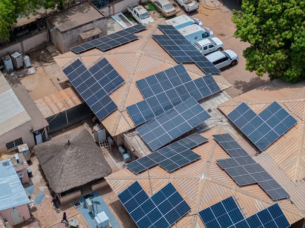 Mali : L'Énergie solaire continue d'équiper les établissements de santé