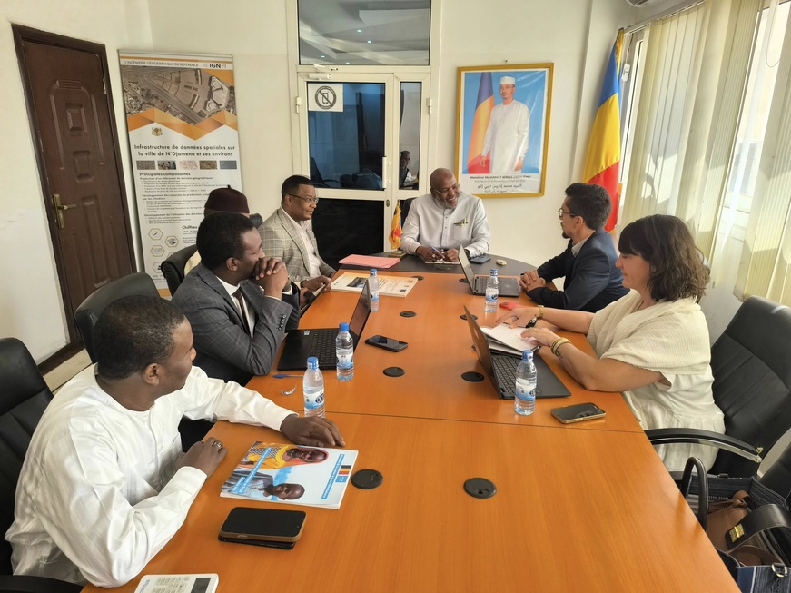 Tchad : Le Ministre de l'Aménagement du Territoire reçoit une mission de supervision de la Banque Mondiale pour le Projet PILIER Tchad : Le Ministre de l'Aménagement du Territoire reçoit une mission de supervision de la Banque Mondiale pour le Projet PILIER