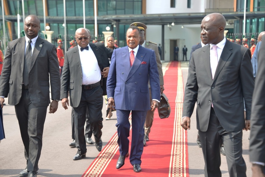 Départ de Sassou N'Guesso à Moscou Départ de Sassou N'Guesso à Moscou