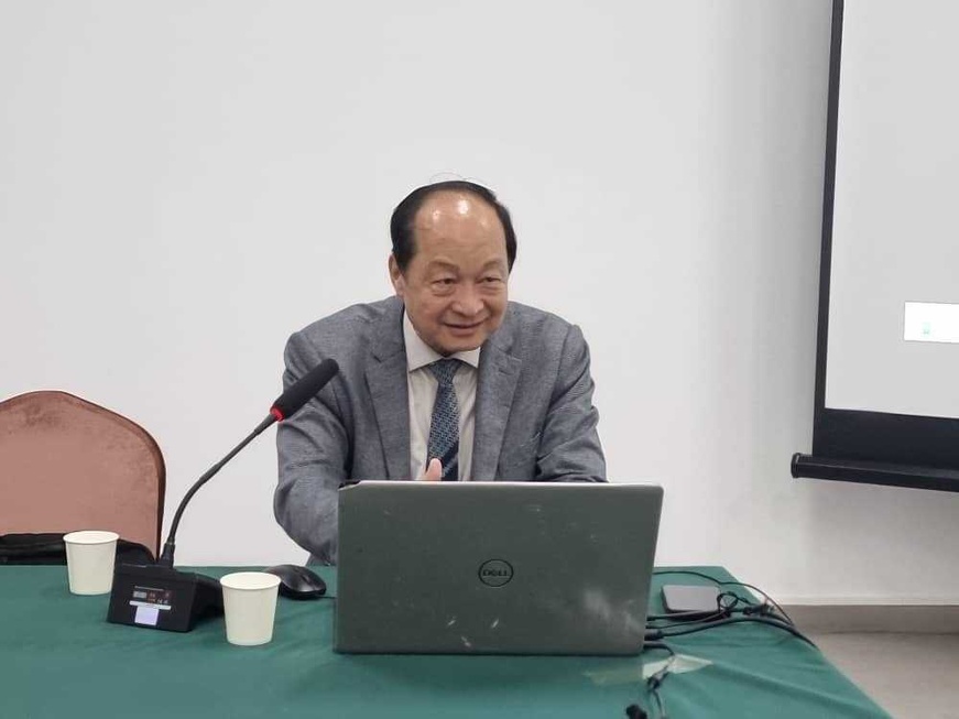 Chine : les enjeux de trois initiatives globales au centre des échanges lors d'une conférence de presse Chine : les enjeux de trois initiatives globales au centre des échanges lors d'une conférence de presse