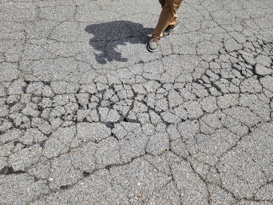 Cameroun : Des membres du gouvernement évaluent la réhabilitation de la piste de l'aéroport de Garoua en vue du Hajj Cameroun : Des membres du gouvernement évaluent la réhabilitation de la piste de l'aéroport de Garoua en vue du Hajj