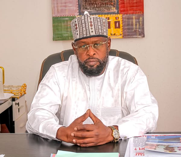 Tchad - Bibliographie : Pleins feux sur Bachar Ali Souleymane, Secrétaire Général de la Primature