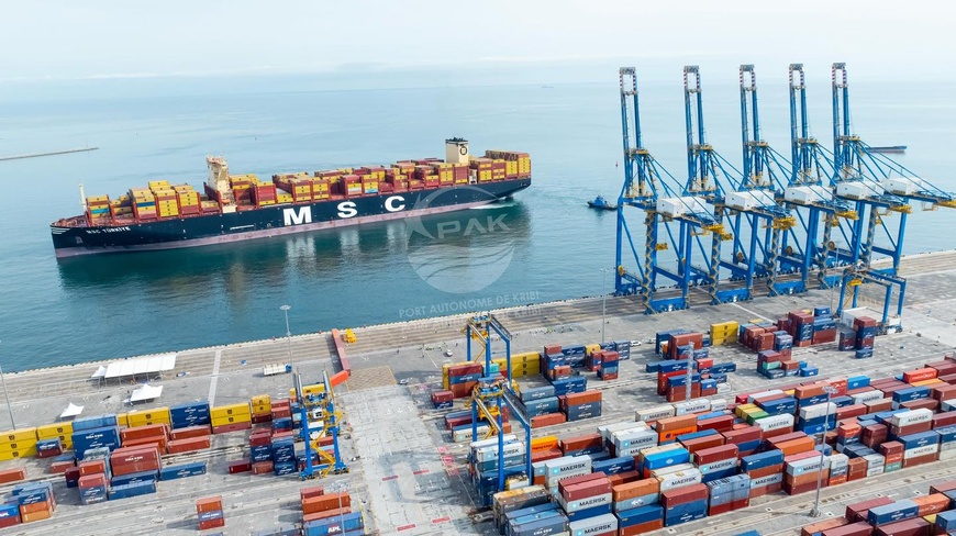 Cameroun : Le Port de Kribi accueille triomphalement le plus grand cargo mondial, ouvrant de nouvelles perspectives pour la sous-région Cameroun : Le Port de Kribi accueille triomphalement le plus grand cargo mondial, ouvrant de nouvelles perspectives pour la sous-région