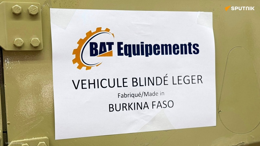 Burkina Faso : Des ingénieurs burkinabè innovent en transformant des pick-up en véhicules blindés légers Burkina Faso : Des ingénieurs burkinabè innovent en transformant des pick-up en véhicules blindés légers