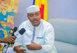 Tchad : le maire de la commune du 7ème salue le courage du ministre de la Jeunesse Tchad : le maire de la commune du 7ème salue le courage du ministre de la Jeunesse