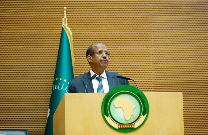 S.E. Mahmoud Ali Youssouf, président de la Commission de l'Union africaine (CUA), a prononcé un discours qui a retracé le parcours historique de l'Afrique tout en appelant à des mesures audacieuses pour un avenir juste et prospère. Photo : au.int S.E. Mahmoud Ali Youssouf, président de la Commission de l'Union africaine (CUA), a prononcé un discours qui a retracé le parcours historique de l'Afrique tout en appelant à des mesures audacieuses pour un avenir juste et prospère. Photo : au.int