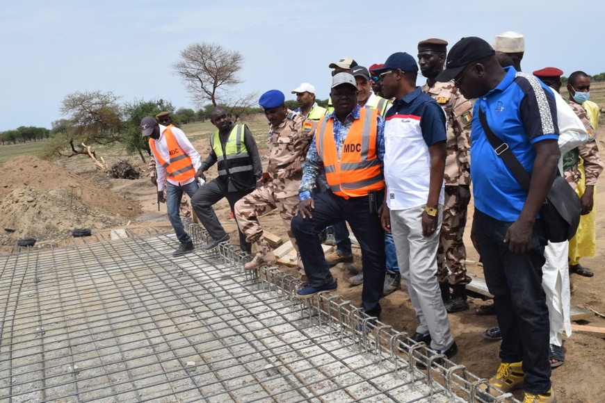 Tchad - Réhabilitation de la route Am-Timan – Aboudeïa : Le Délégué Général inspecte l’avancement des travaux Tchad - Réhabilitation de la route Am-Timan – Aboudeïa : Le Délégué Général inspecte l’avancement des travaux