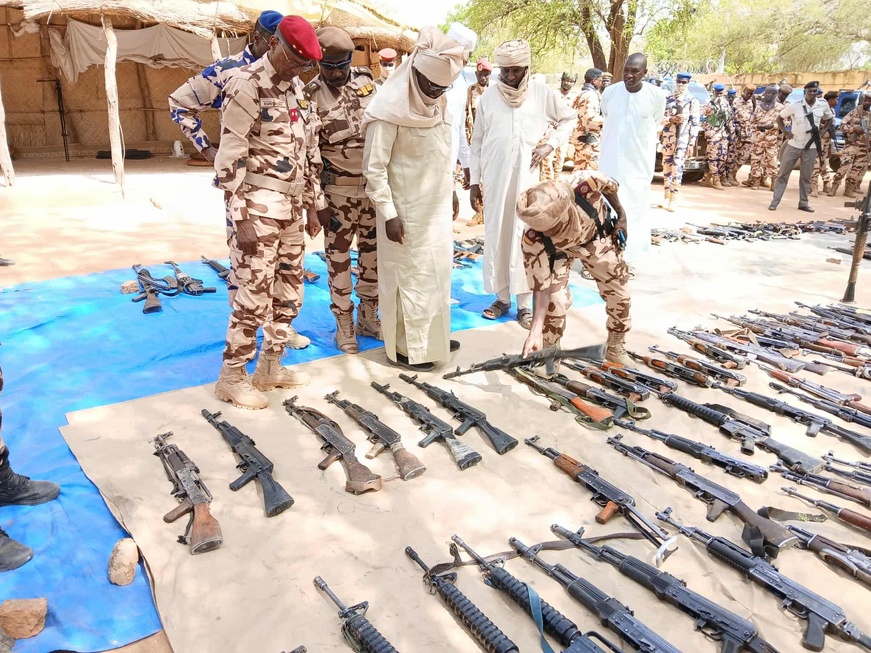 Tchad : malfrats, véhicules et armes appréhendés illégalement appréhendés à Goz-Beïda Tchad : malfrats, véhicules et armes appréhendés illégalement appréhendés à Goz-Beïda