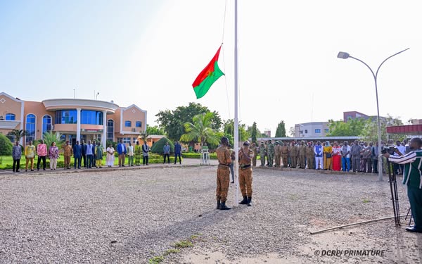 Burkina Faso : Le Premier ministre exhorte le personnel de la Primature à l'engagement et à la discipline