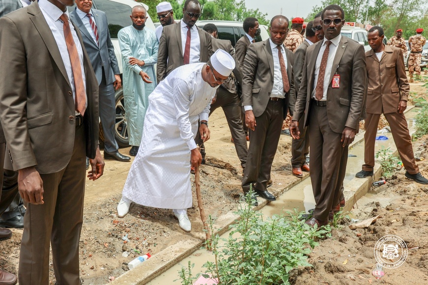 Président Mahamat Idriss Deby : "Avec seulement deux grosses pluies, la situation est vraiment catastrophique"