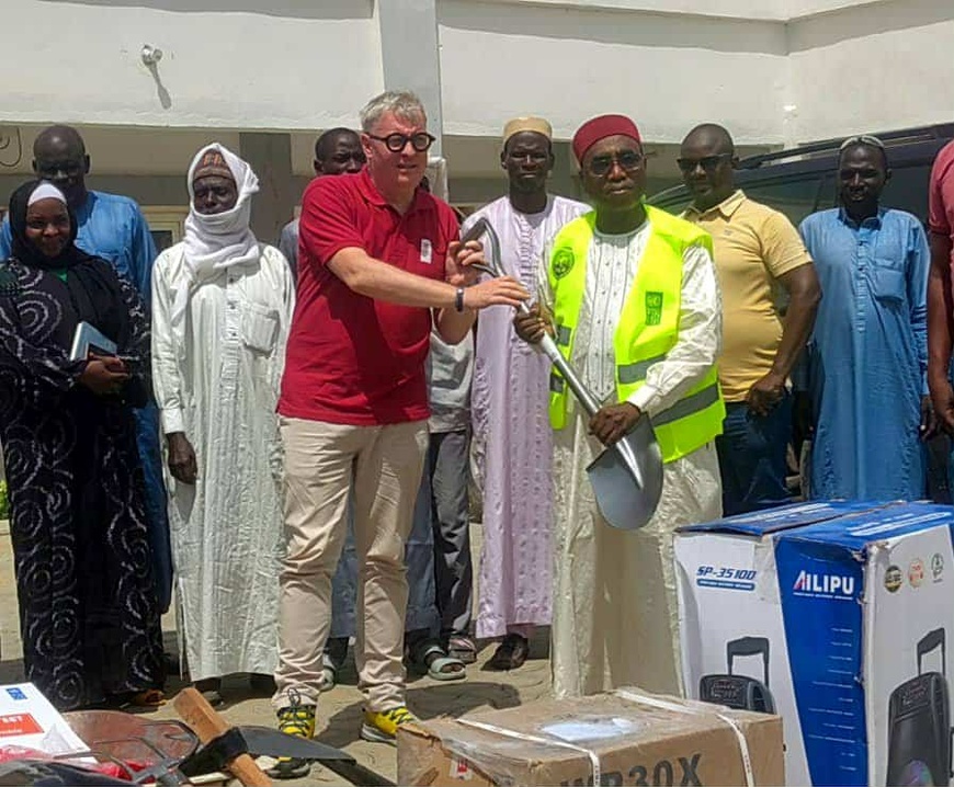 Tchad : remise de matériels pour renforcer la lutte contre les inondations à N'Djamena Tchad : remise de matériels pour renforcer la lutte contre les inondations à N'Djamena