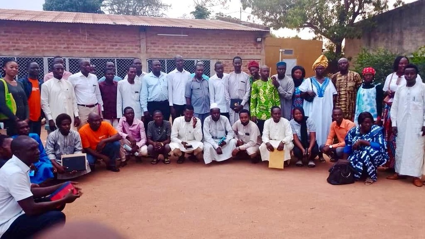 Tchad : "Quittez TikTok, devenez utiles" – Un appel à l'engagement volontaire pour les jeunes Tchad : "Quittez TikTok, devenez utiles" – Un appel à l'engagement volontaire pour les jeunes