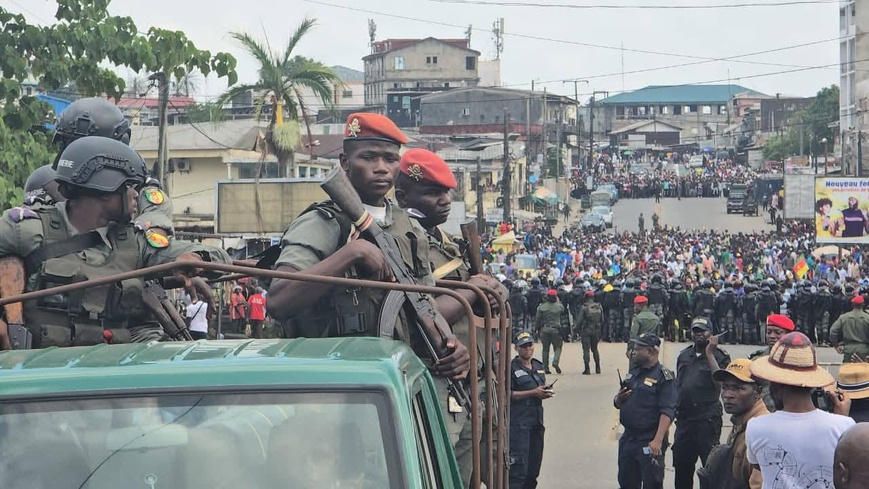 Cameroun : Maurice Kamto quitte sa résidence de Douala sous escorte, la tension persiste
