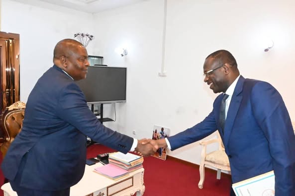 RCA : Le Président Touadéra s'entretient avec le Gouverneur de la BEAC sur des dossiers économiques clés