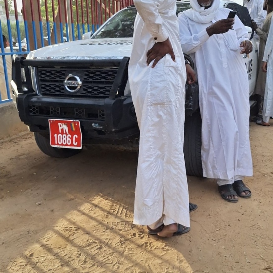 Tchad : la police saisit deux véhicules d’origine douteuse et interpelle deux gestionnaires de parc automobile Tchad : la police saisit deux véhicules d’origine douteuse et interpelle deux gestionnaires de parc automobile