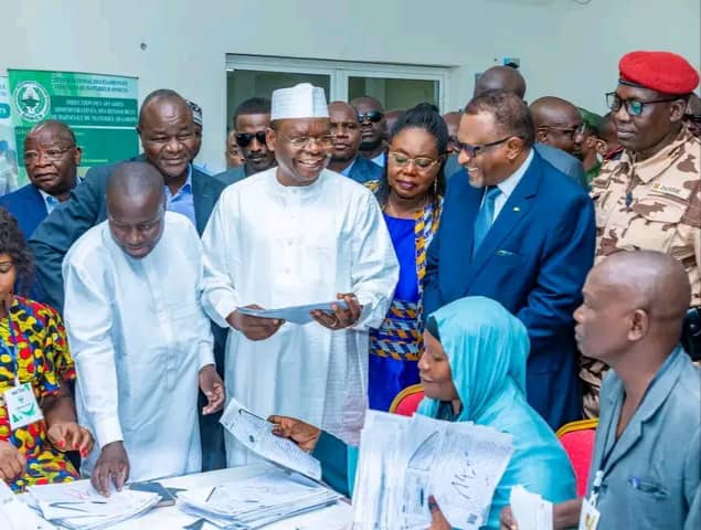 Tchad : Bac 2025, le premier ministre "très satisfait" du déroulement des travaux