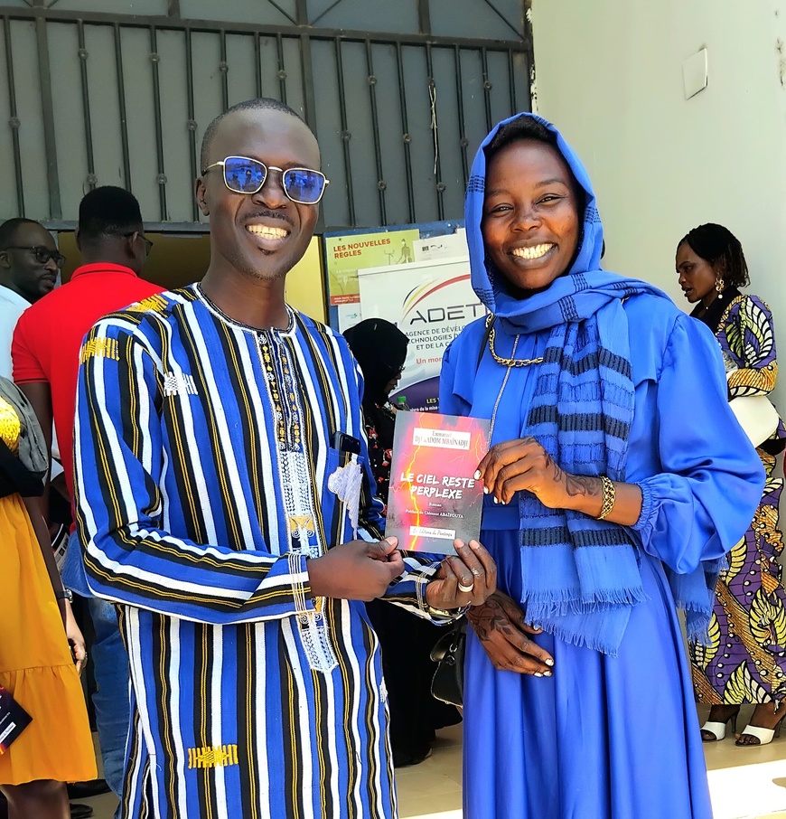 Tchad : Emmanuel Djékadom Mbaïnadji présente son nouveau roman "Le Ciel resté Perplexe" Tchad : Emmanuel Djékadom Mbaïnadji présente son nouveau roman "Le Ciel resté Perplexe"