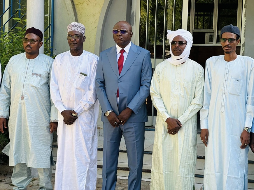 Tchad : Cérémonie de Levée de Couleurs au Ministère de l'Eau et de l'Énergie