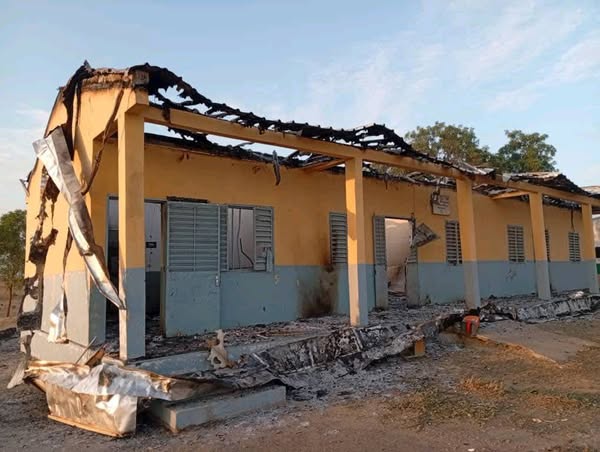 Cameroun - Extrême-Nord : Attaque de Boko Haram à Sagmé, Brigade de Gendarmerie et Centre de Santé incendiés