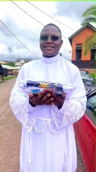 Cameroun : Deux catéchistes suspendus pour pratiques de sorcellerie après le décès d'un prêtre