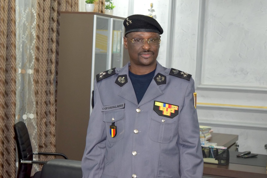 Contrôleur général Mahamat Abdelkader Oumar, directeur général adjoint de la Police nationale. Contrôleur général Mahamat Abdelkader Oumar, directeur général adjoint de la Police nationale.