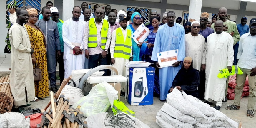 Tchad : le PNUD remet des équipements à la commune du 1er arrondissement pour faire face aux inondations Tchad : le PNUD remet des équipements à la commune du 1er arrondissement pour faire face aux inondations