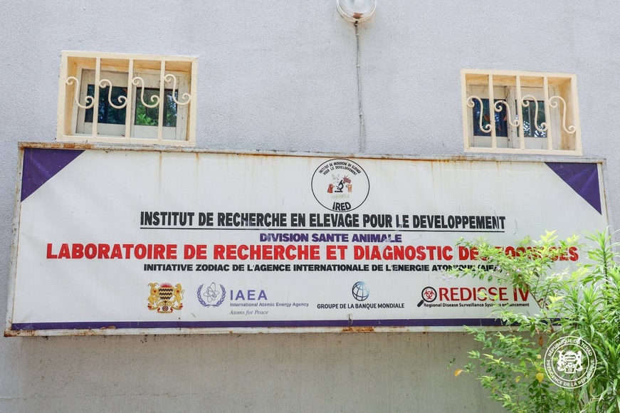 Tchad : le chef de l’Etat était en visite ce matin à l’IRED de Farcha Tchad : le chef de l’Etat était en visite ce matin à l’IRED de Farcha