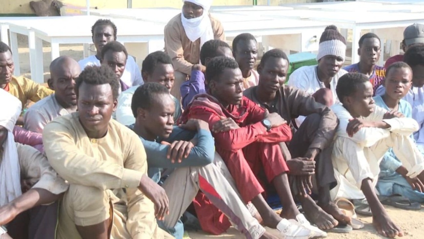 Tchad : plus de 200 membres de Boko Haram se rendent à la Force Multinationale Mixte à Bol Tchad : plus de 200 membres de Boko Haram se rendent à la Force Multinationale Mixte à Bol