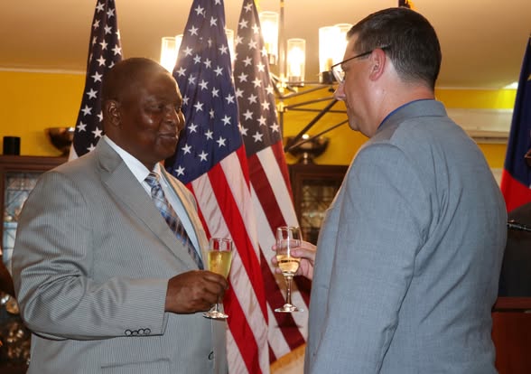 RCA : Les États-Unis et la Centrafrique célèbrent l'amitié et la coopération à Bangui