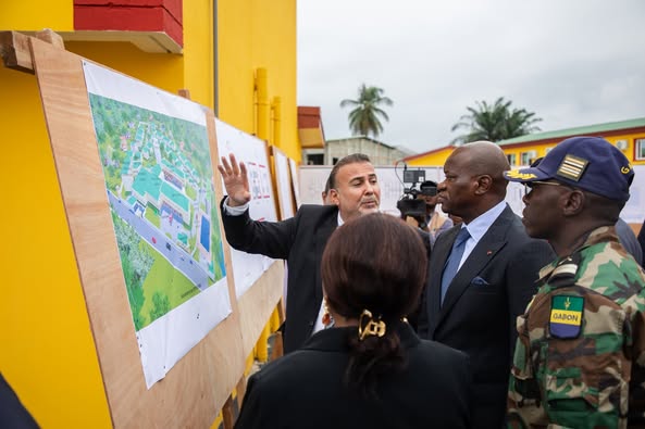 Gabon : Le Président Oligui Nguema Inaugure la Cité Rénovée des Sapeurs-Pompiers